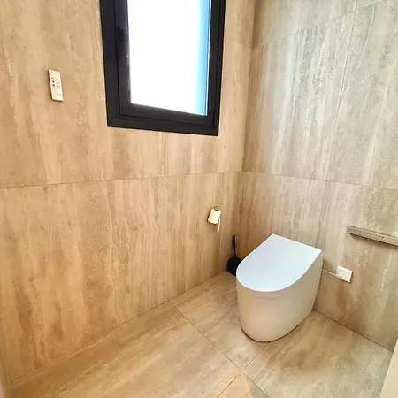 Sunset Park Vila Paphos