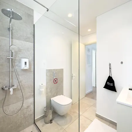 Sunset Park Villa *