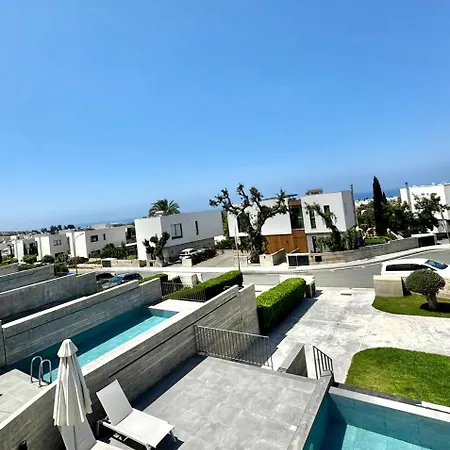 Sunset Park Villa *