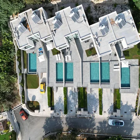 Sunset Park Villa *