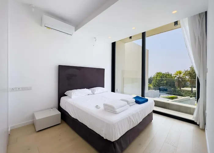 Sunset Park Villa Paphos