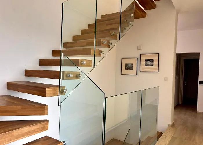 Sunset Park Willa Pafos